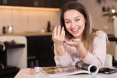 Изображение GigaChat (18+)