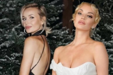 Полина Гагарина и Анастасия Волочкова коллаж сгенерирован PrimaDonna.media на основе соцсетей знаменитостей
