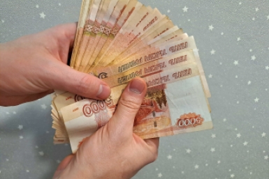 Самозанятым мамам предложили простить налоги на время декрета Брютова Ольга