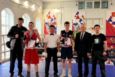 Первенство Приморского края по боксу (18+) предоставил Дмитрий Кочкуров