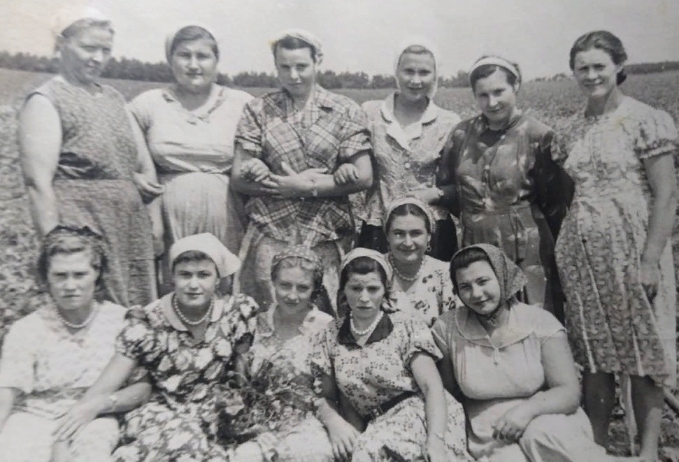 Душевно, с песнями, за столом: как отмечали праздники в СССР