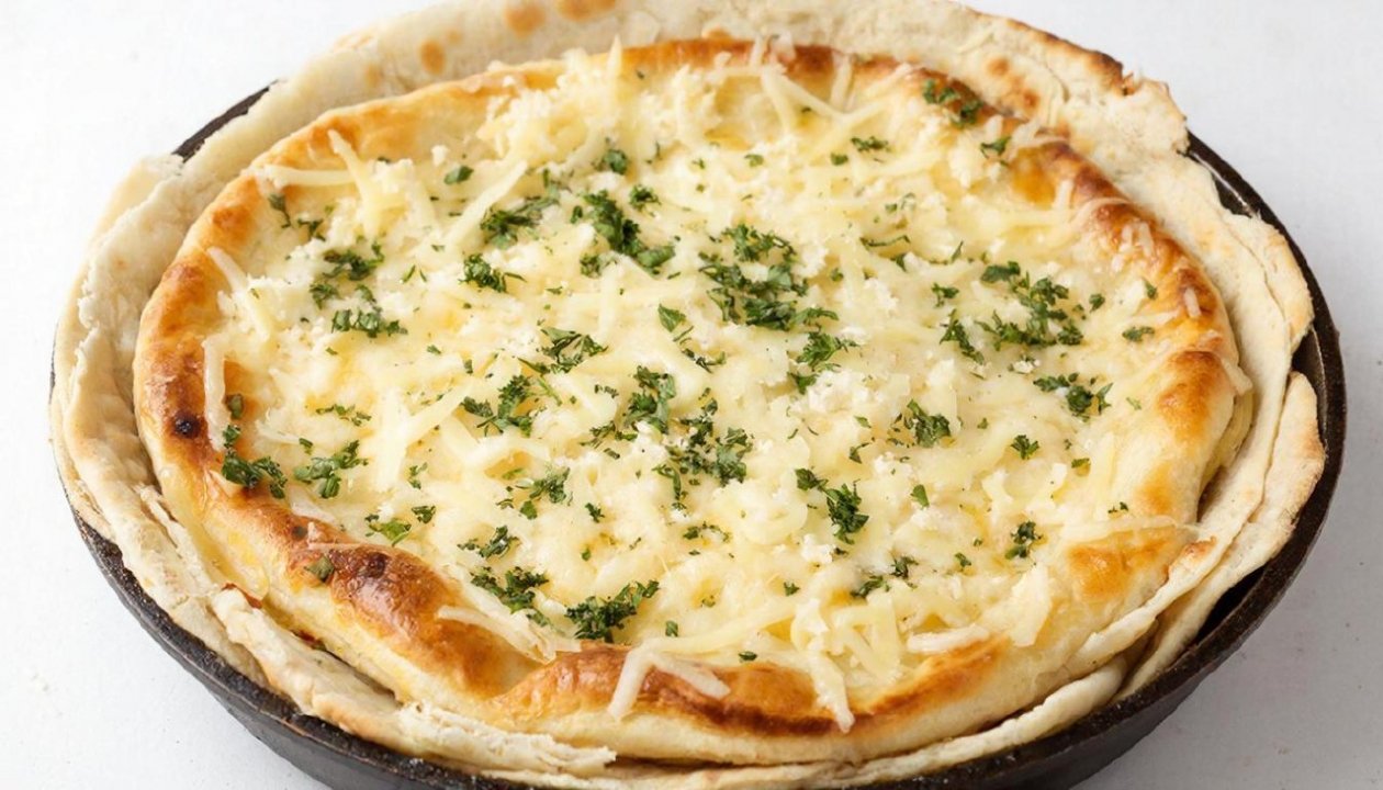 Изображение GigaChat (18+)