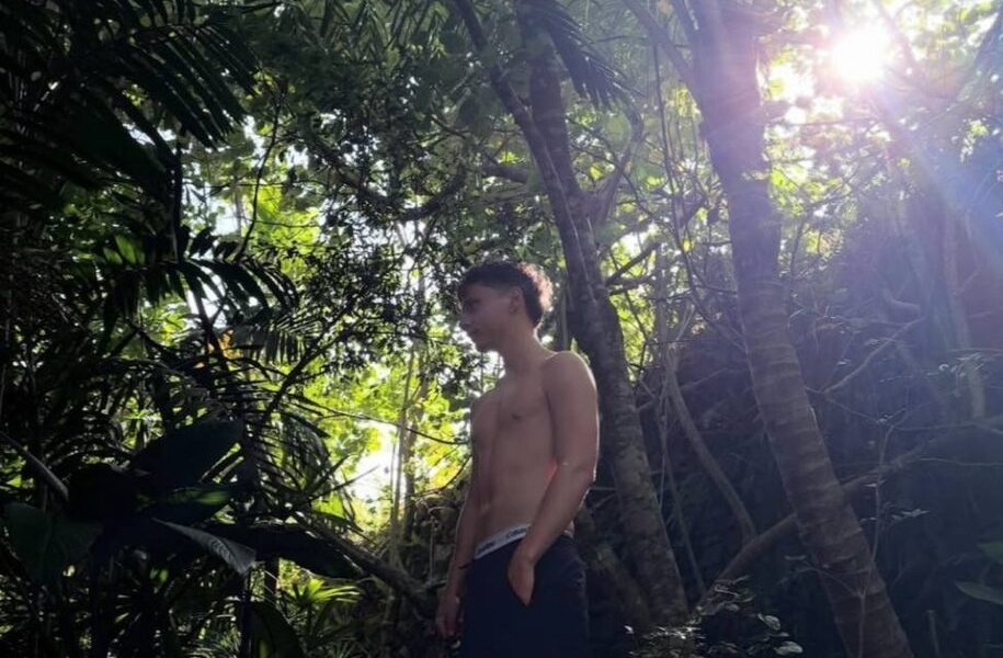 Певец Ваня Дмитриенко в отпуске соцсети Вани Дмитриенко