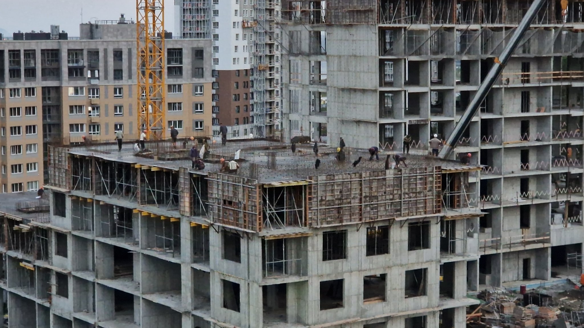 Объемы строительства жилья снижаются в России Гречанюк В. В., ИА PrimaMedia.ru
