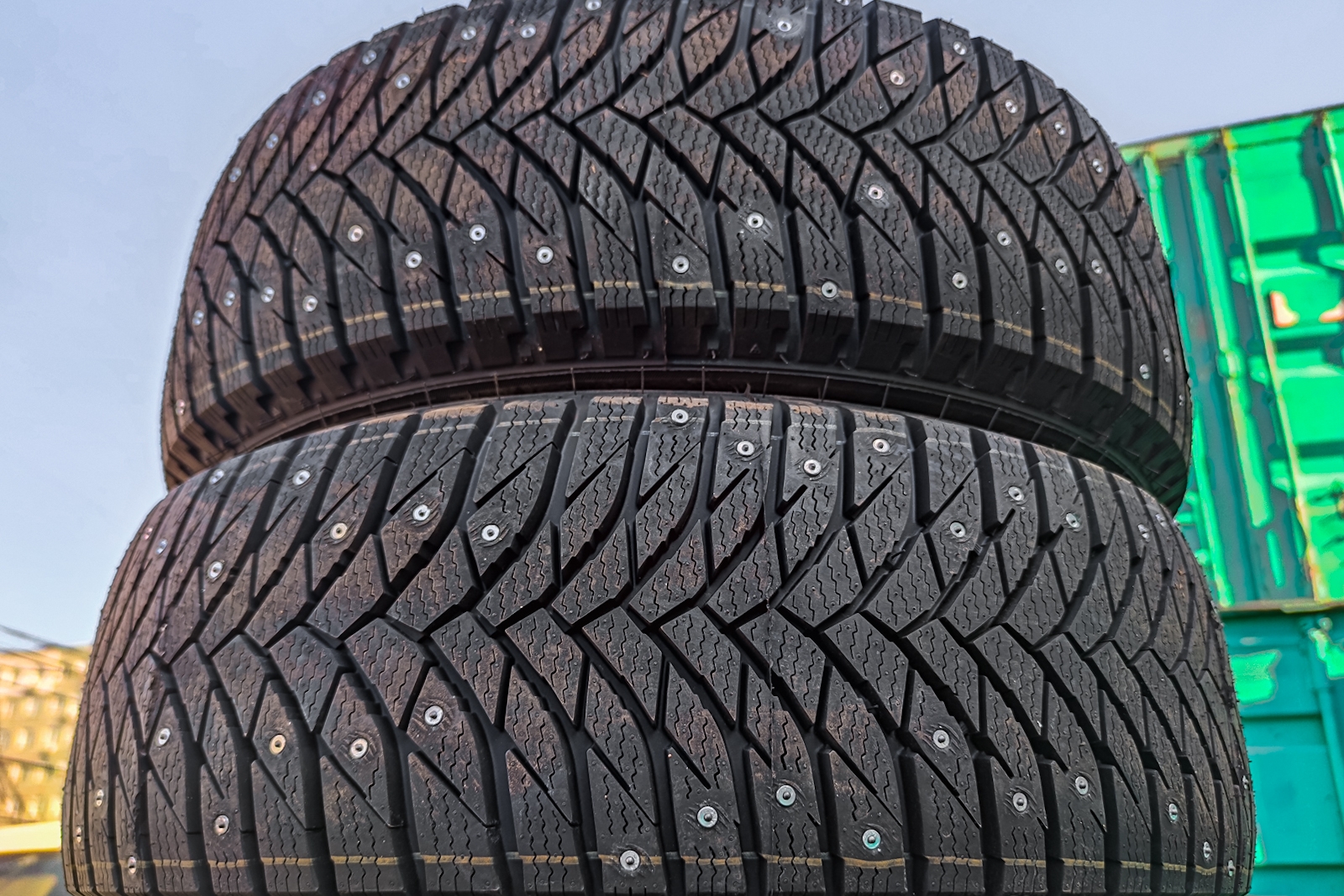 Водителям объяснили, нужно ли возвращать зимнюю резину из-за погоды Илья Аверьянов, ИА PrimaMedia.ru